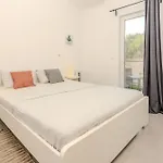 Feriehus Family Friendly House With A Swimming Pool - Lozice, - 24524