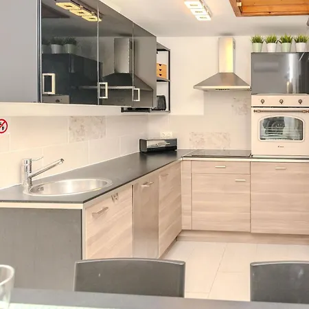 Family Friendly House With A Swimming Pool - Lozice, - 24524 Tatil Evi Vir